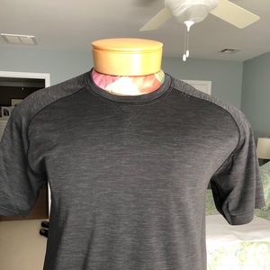 Lululemon tech tee